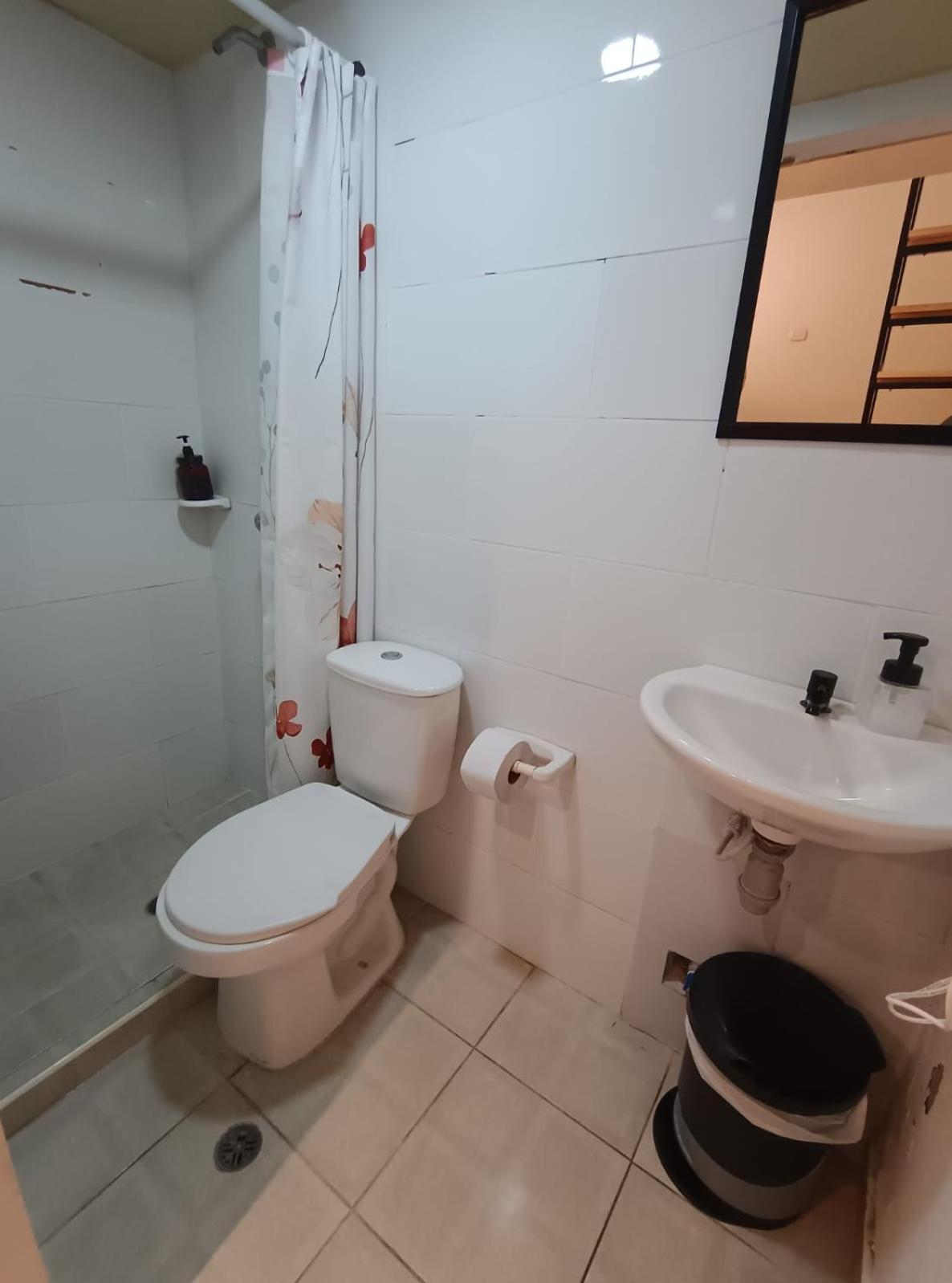 סנטה מרתה Lotus Central Hotel מראה חיצוני תמונה