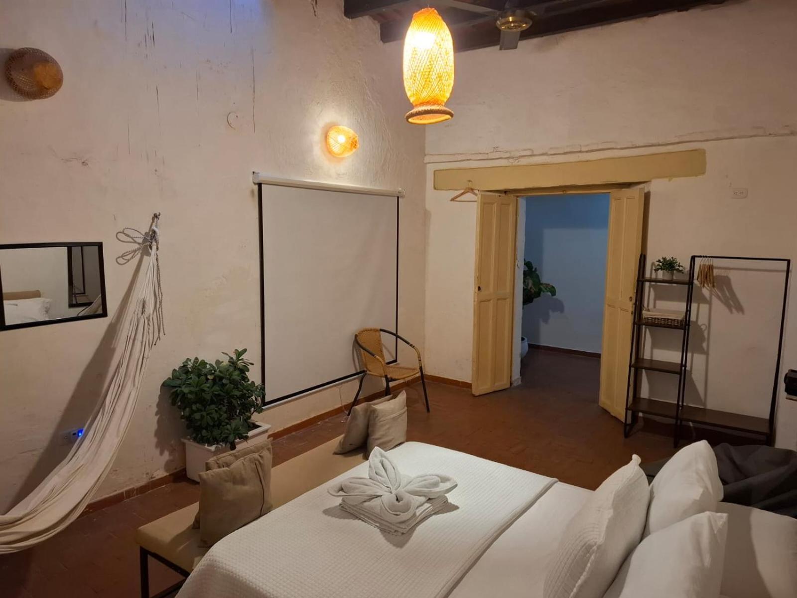 סנטה מרתה Lotus Central Hotel מראה חיצוני תמונה